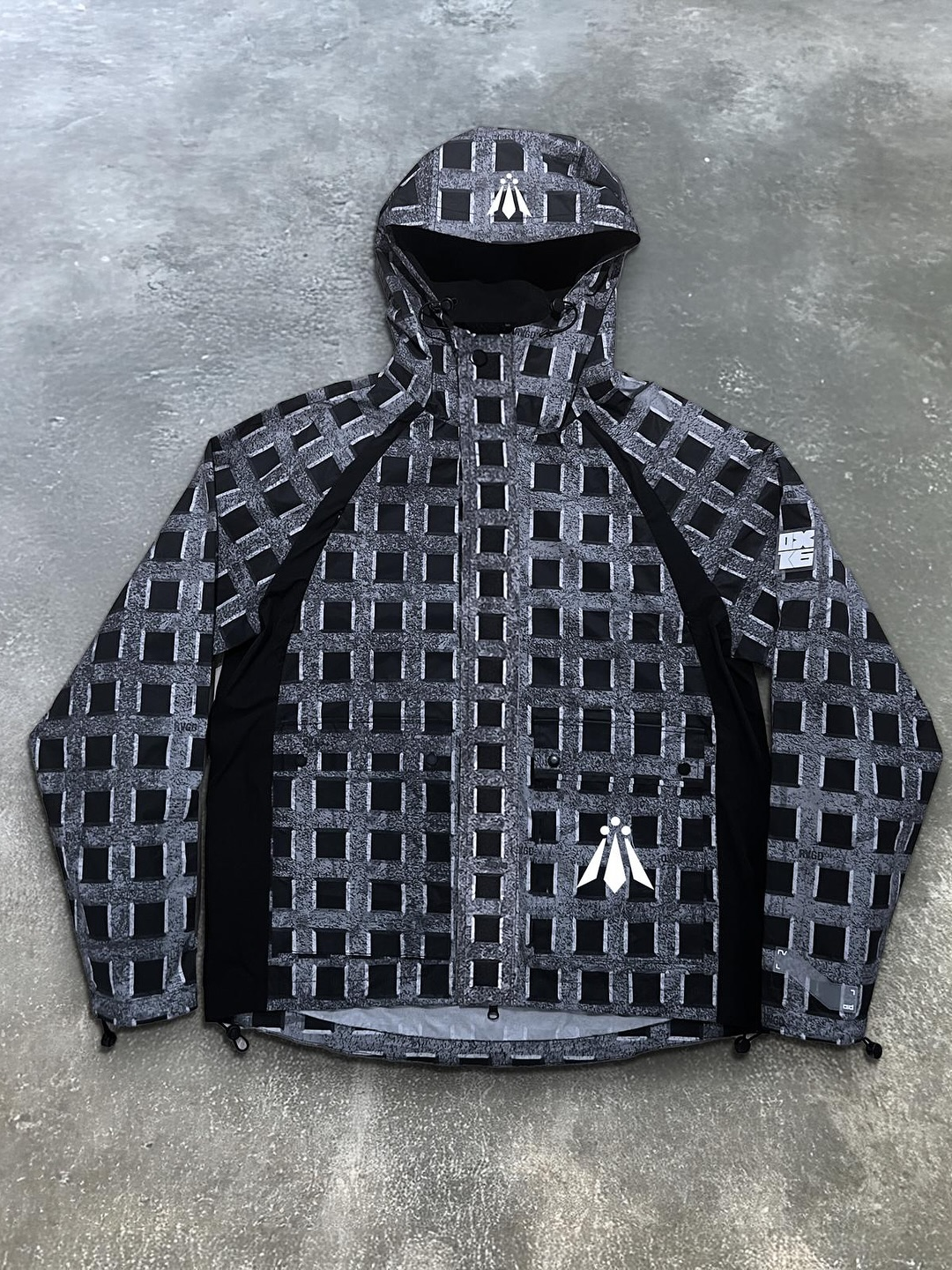 OX16 Gridlock Tech Shell Jacket OX16 Gridlock Tech Shell Jacket
